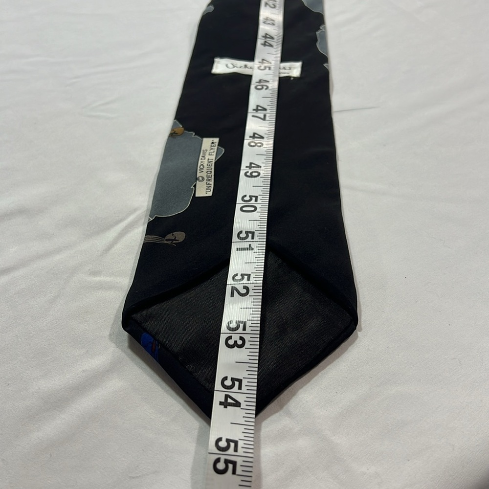 Vicky Davis 100% silk tie - Picture 4 of 6